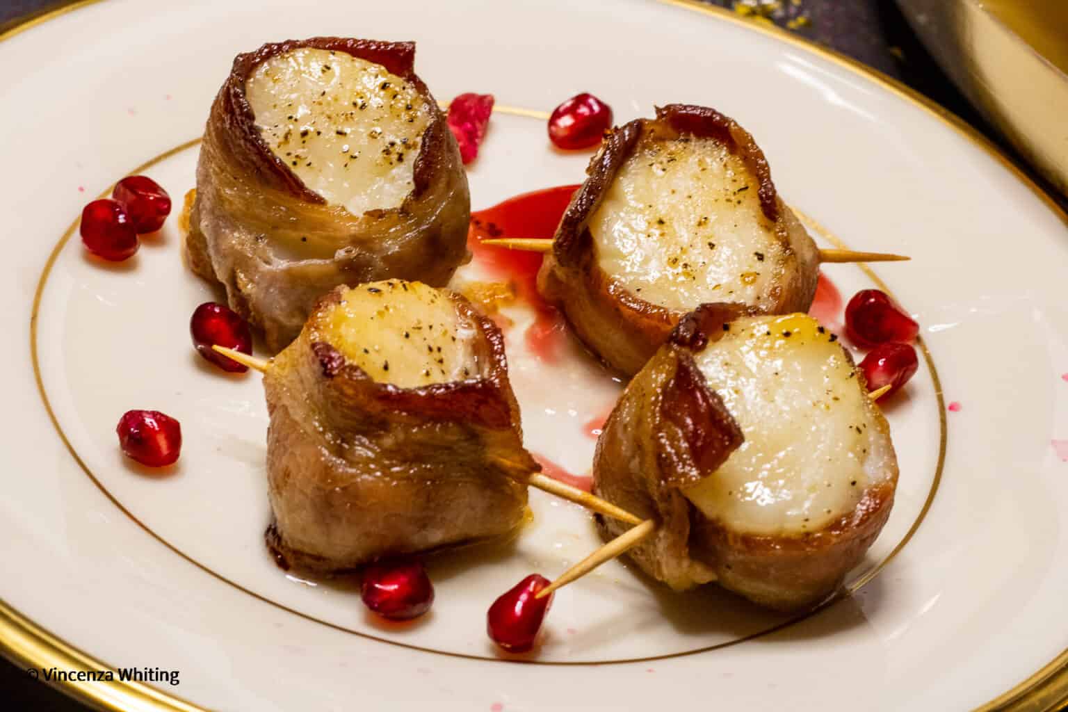 Oven Bacon Wrapped Scallops with a Sweet and Spicy Dipping Sauce Enza