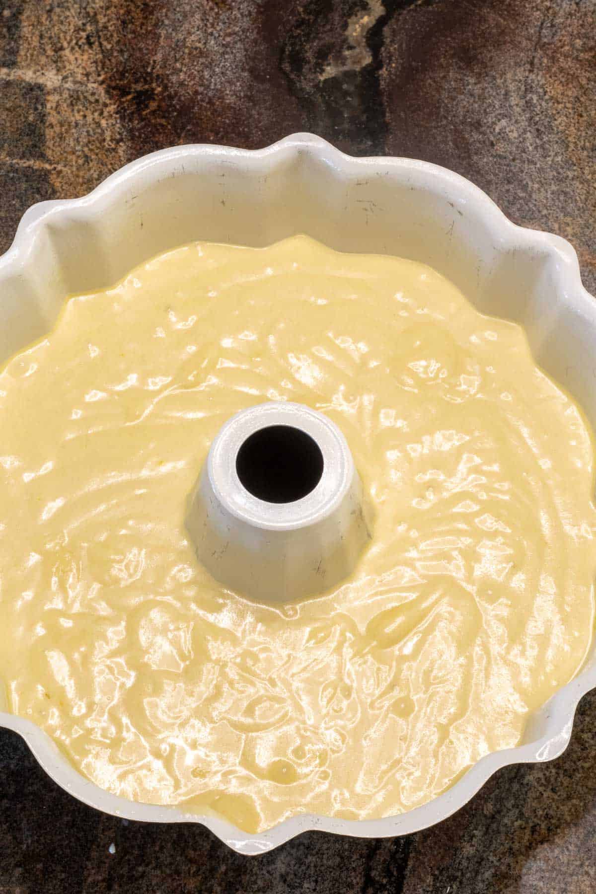 Italian Hanogover cake batter in a Bundt pan.