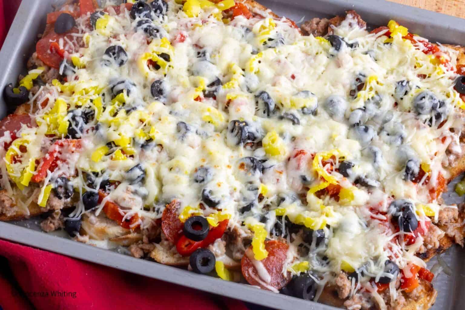 Italian Nachos With Easy Homemade Alfredo Sauce italian-nachos-with-easy-homemade-alfredo-sauce