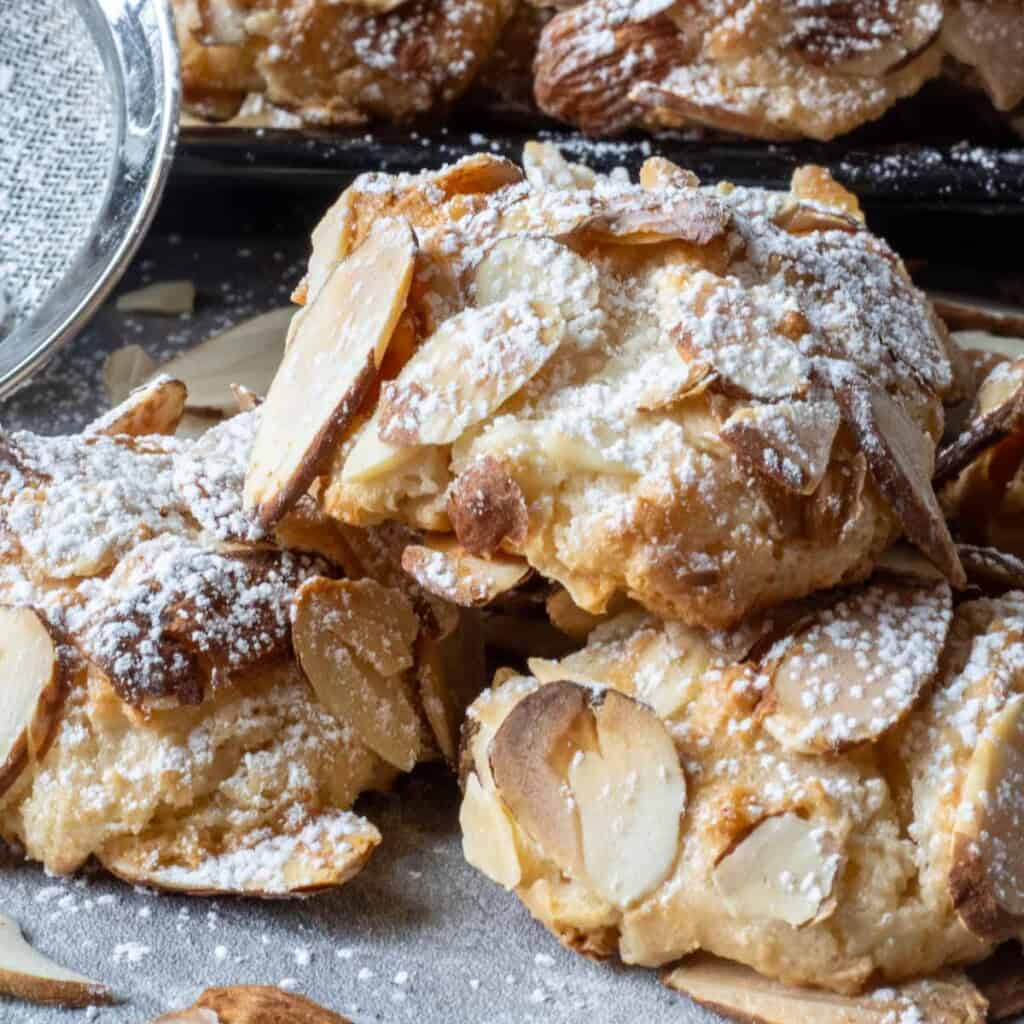 Italian almond cookes coated in almod and powdered sugar.